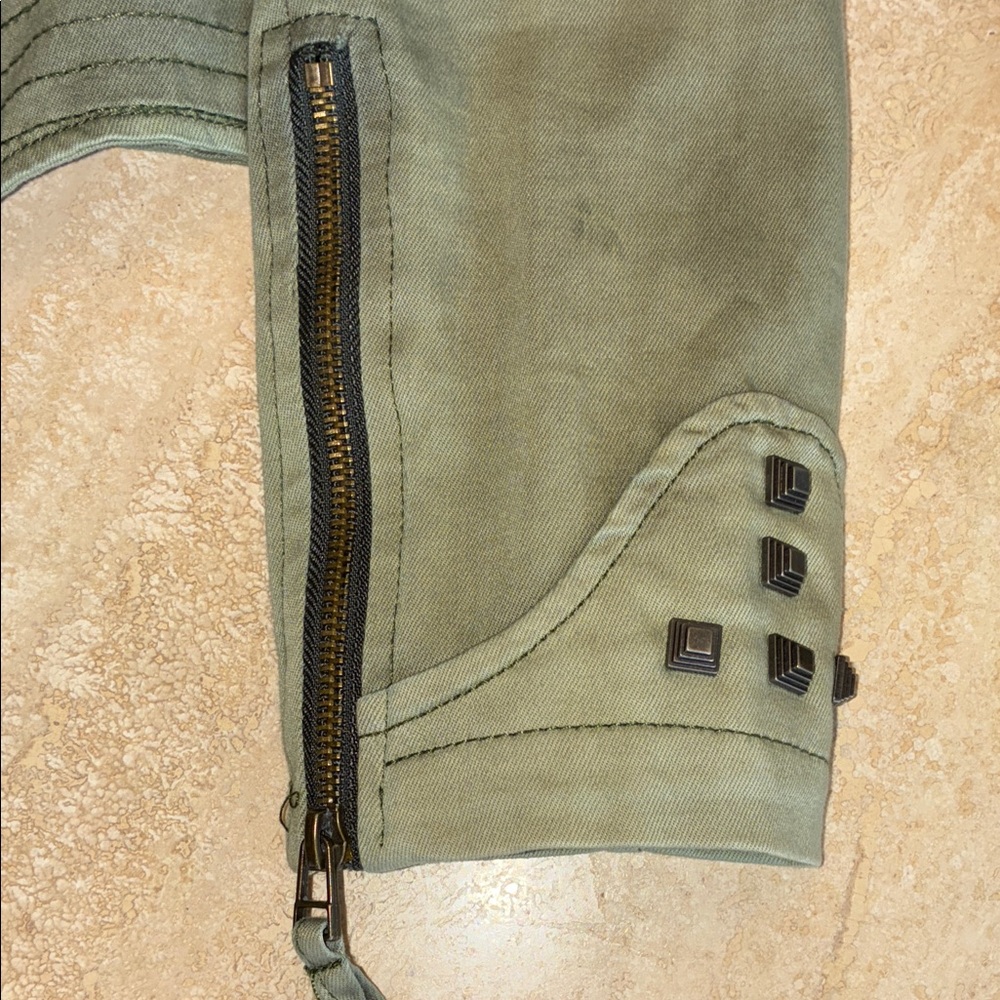 LOOKBOOK STORE Studded ‘Army’ Green Women's Cropped Jacket with Zippers. XL EUC - Picture 8 of 17